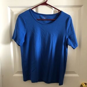 Short sleeve top